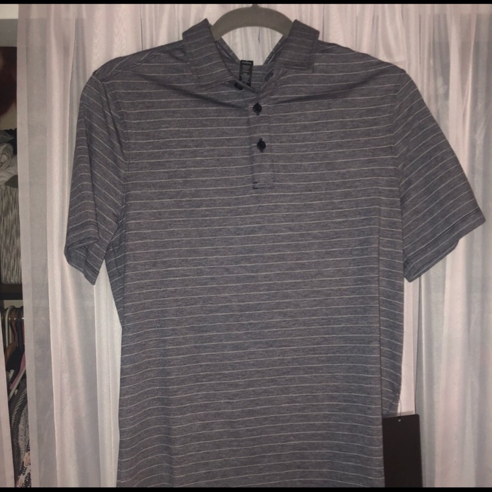 Men’s lululemon polo shirt size SMALL